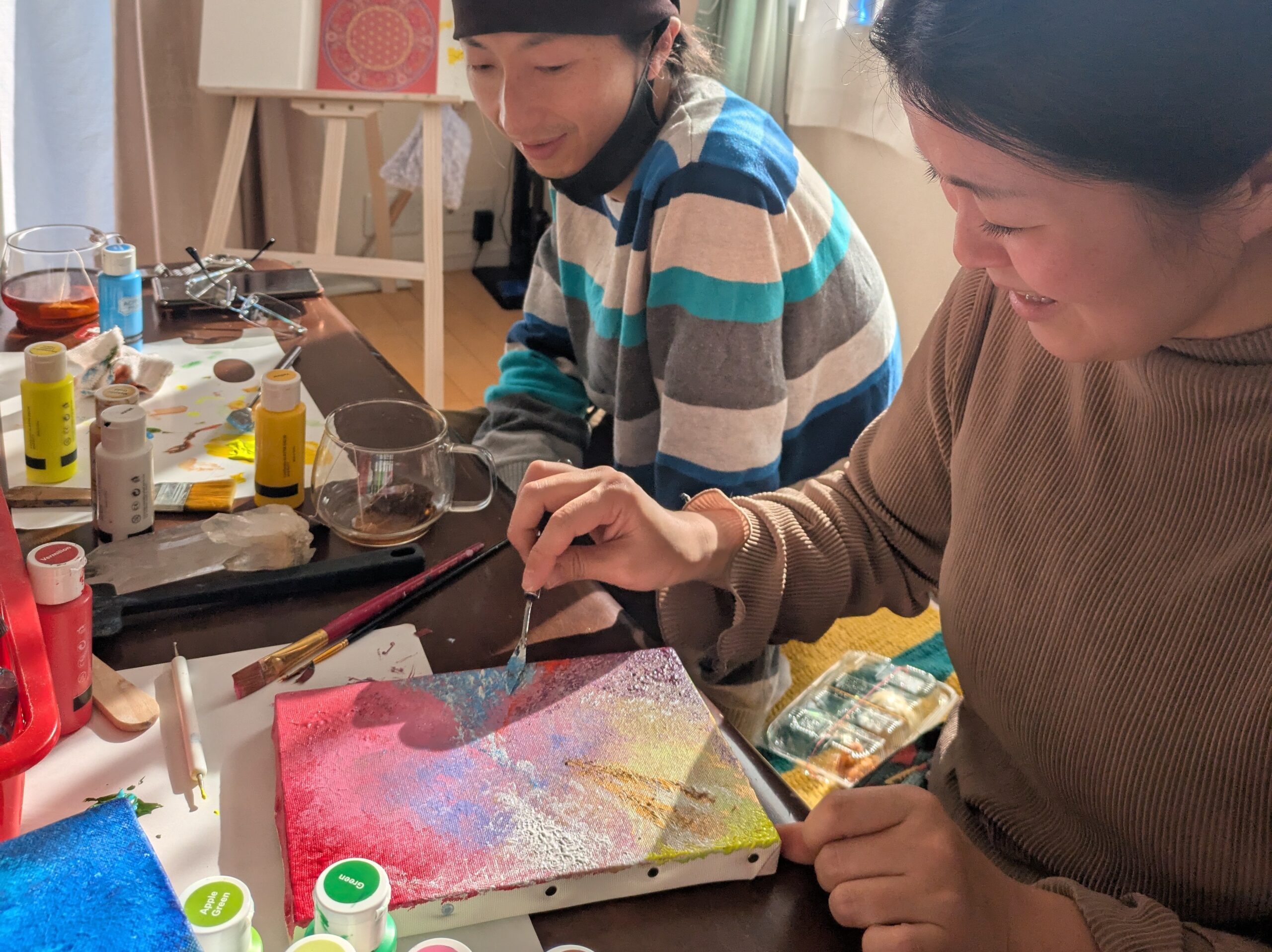 『キャンバスに絵を描こう！』ワークショップ